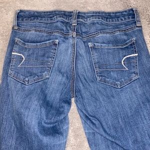 AMERICAN EAGLE LOW RISE SKINNY JEANS